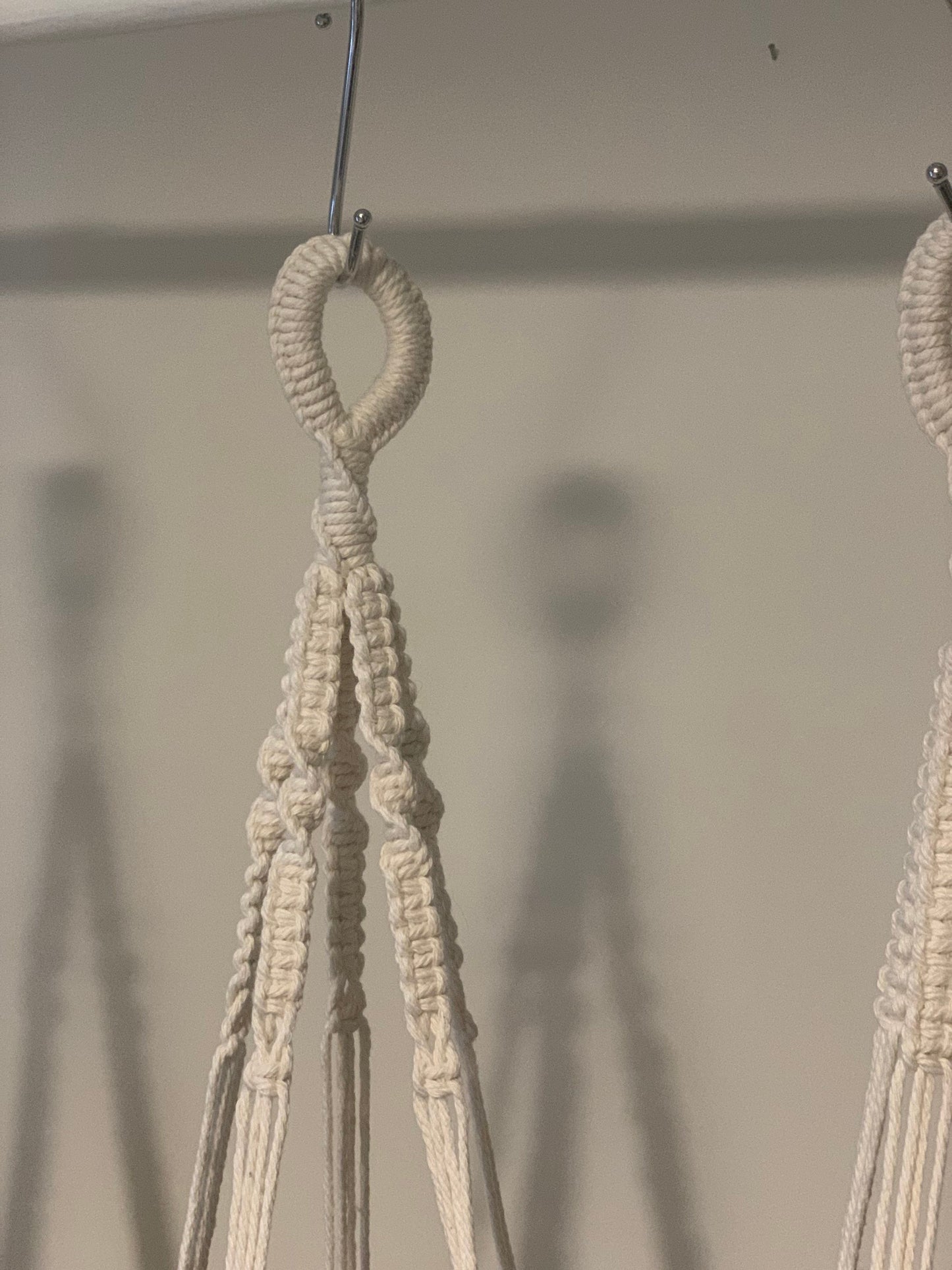 Macramé plant hanger - natural cord